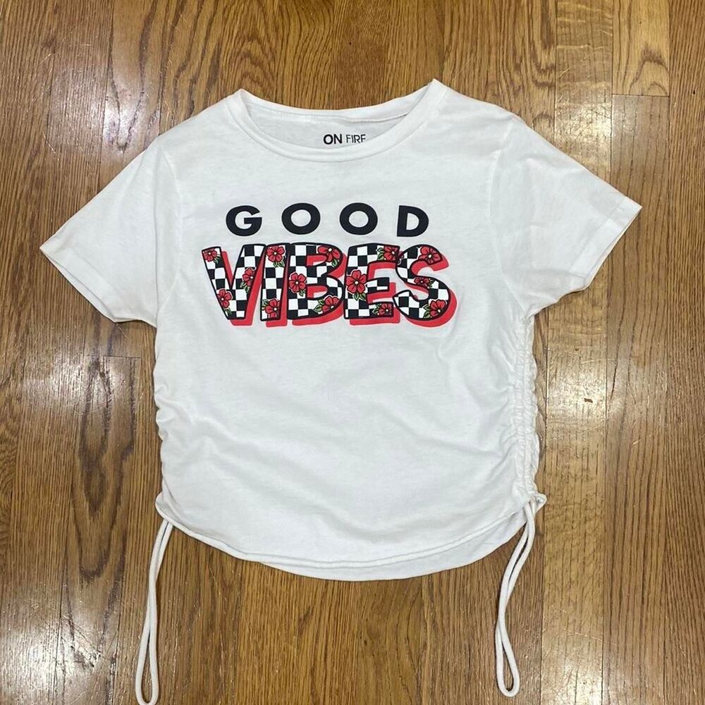 Unbranded Women's Red and White Crop-top